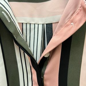Olive Striped Collared Sleeveless Button Blouse  So cute! Minimal Wear Like New!